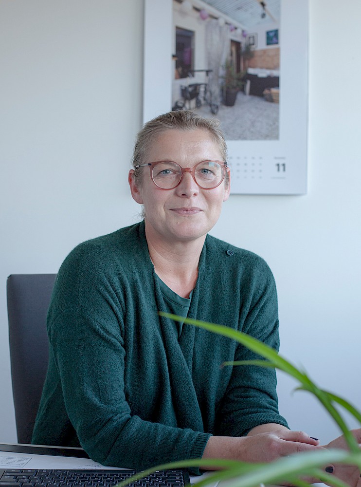 kleines Profilfoto von Maike Sahlmann|Studiengangssekretariat Industrial Design kleines Profilfoto von Maike Sahlmann|Studiengangssekretariat Industrial Design