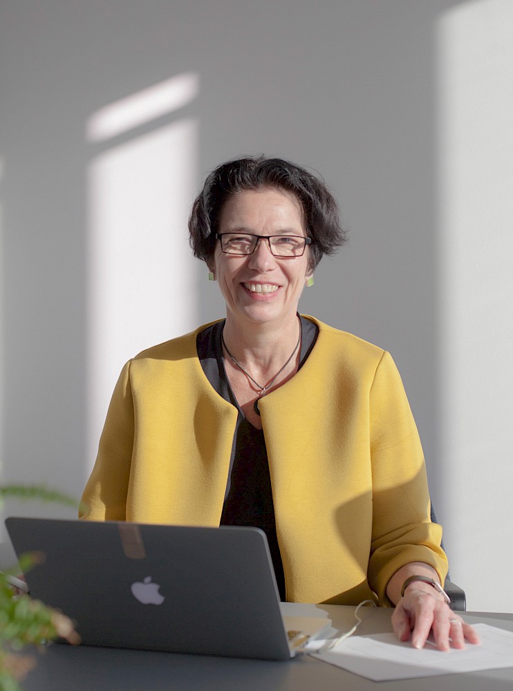 kleines Profilfoto von Prof. Dr. Christa Liedtke|Professorin für Design for Sustainability & Circularity kleines Profilfoto von Prof. Dr. Christa Liedtke|Professorin für Design for Sustainability & Circularity