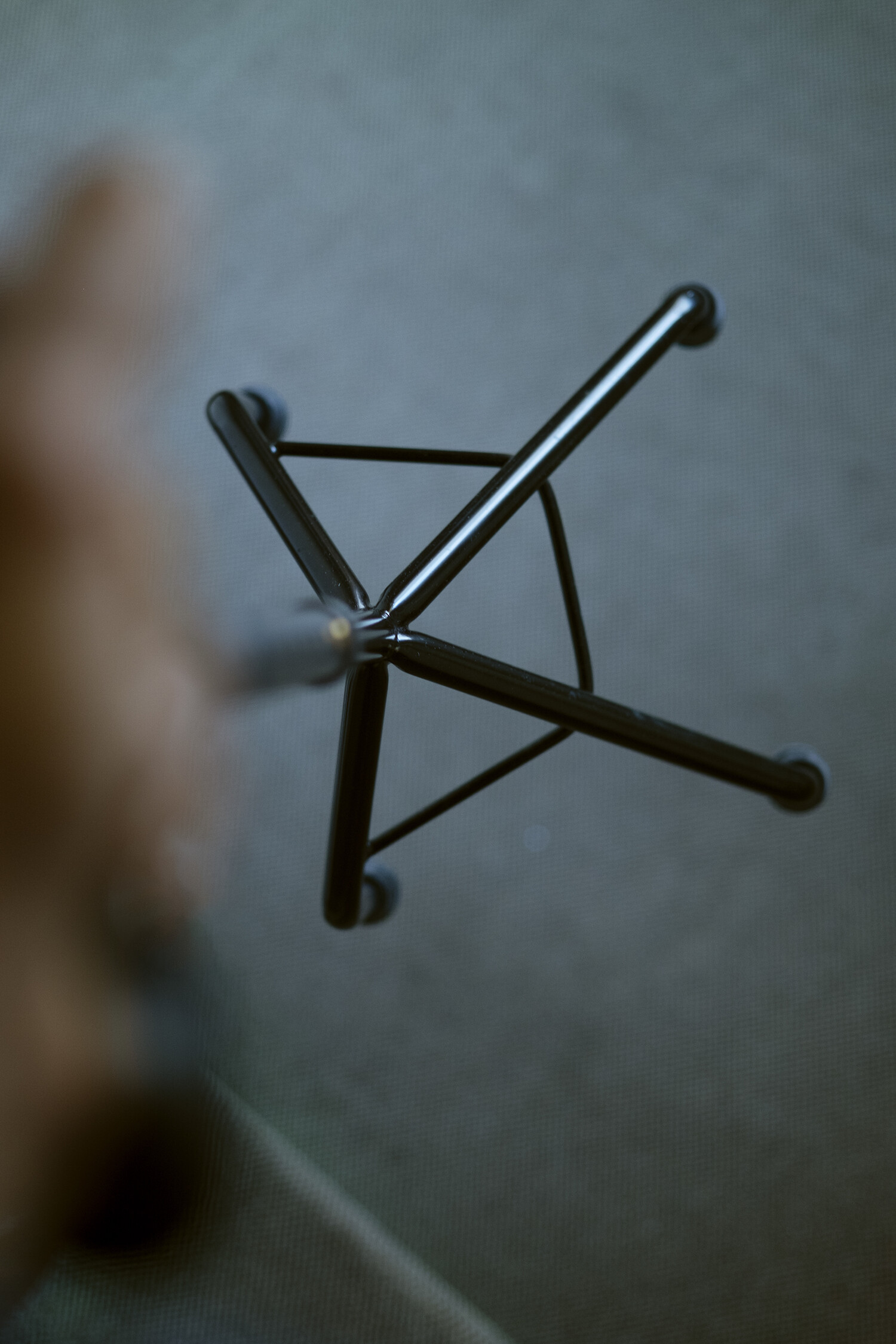Batôn, 2024, Serie "Neue Nähe", Fotografie, Klaus Ebisset von Hasselbach