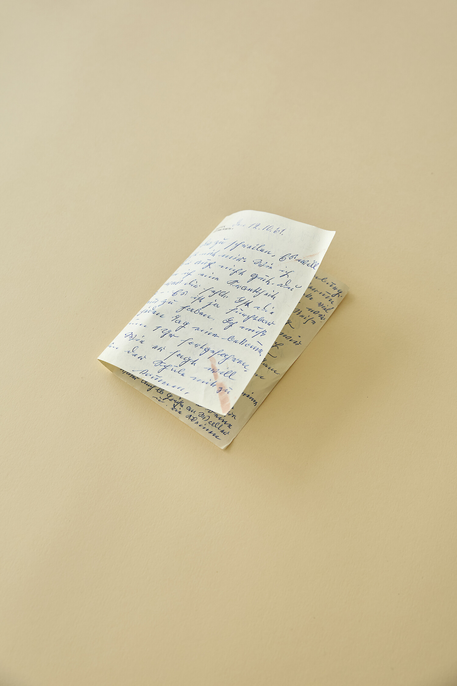 Elisabeth, 2025, C-Print, aus der Serie "Nachleuchten", Anjali Janssens
