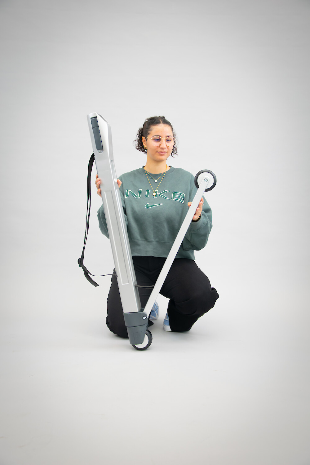 Bildname: Folkwang Finale Kompaktheit Und Portabilitat Eines E Scooters Wclkoc.1000x0