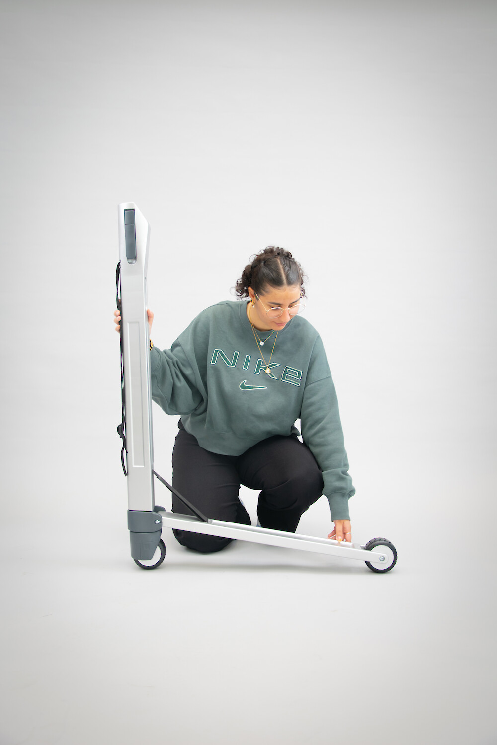 Bildname: Folkwang Industrial Design Kompaktheit Und Portabilitat Eines E Scooters L0jwgu.1000x0