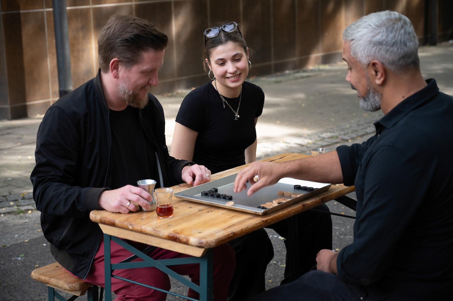 Bildname: Folkwang Industrial Design Prost Serefe  Oba080.1500x0